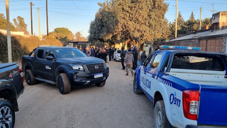 Cayeron los motochoros que apuñalaron a un joven para robarle cuando llegaba de trabajar