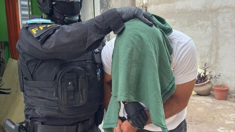 Cayeron tres personas en cuatro operativos en simultáneo.