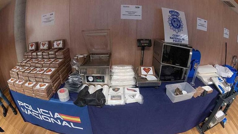 Cayó el mayor laboratorio de cocaína de Europa: cuántos kilos producían por día