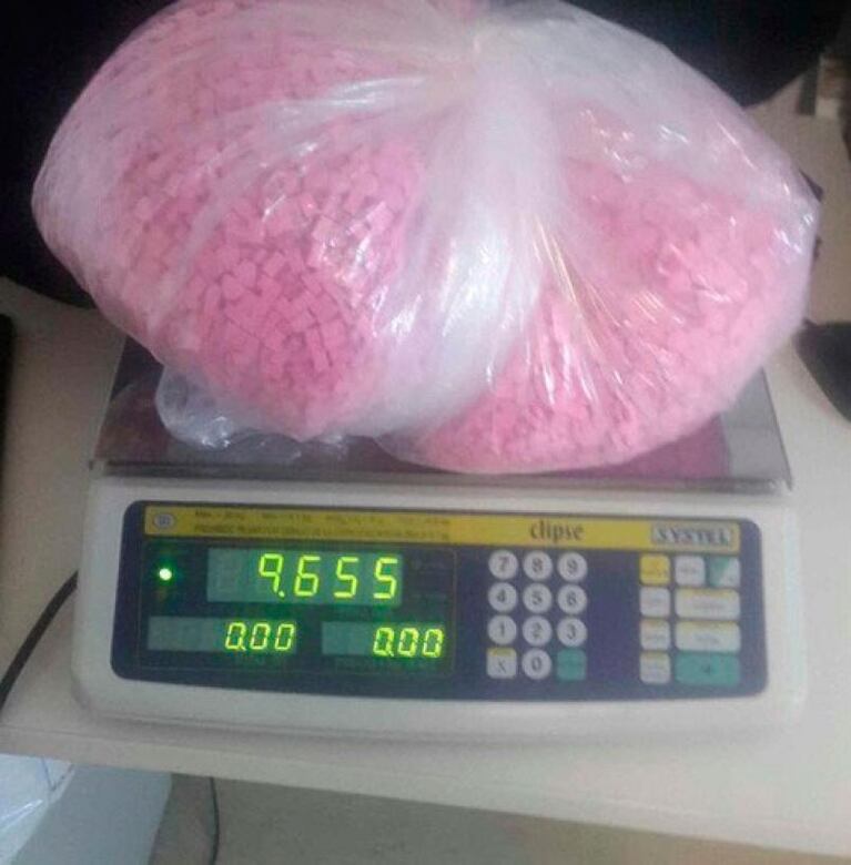 Cayó en el Aeropuerto con 27 mil pastillas de éxtasis