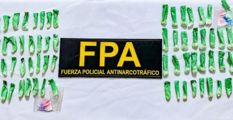 Cayó “la banda de la primaria”: vendían cocaína en la esquina de una escuela y hay cinco detenidos