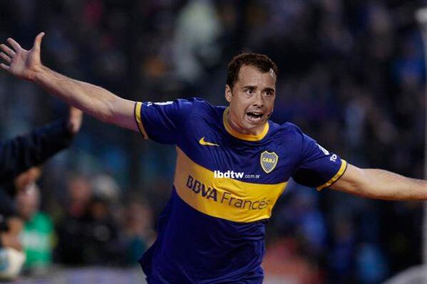 Ceballos con la camiseta de Boca, una de las memes que hizo furor en Twitter.