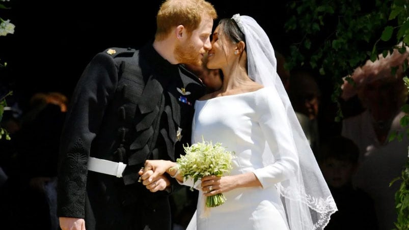 Celebridades, mucho público y glamour en las inmediaciones del castillo de Windsor.