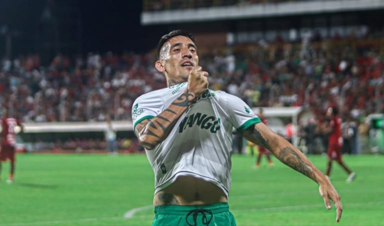 Centurión llega proveniente de Oriente Petrolero de Bolivia.