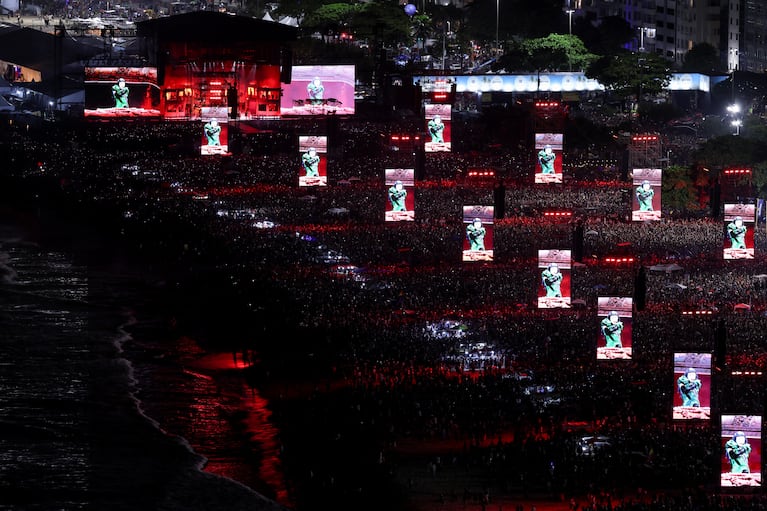 Cerca de 2 millones de personas asistieron al concierto de Lady Gaga en Copacabana.