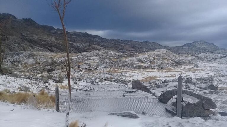 Cerro Champaquí nevado. Fotos: Esteban Parodi.
