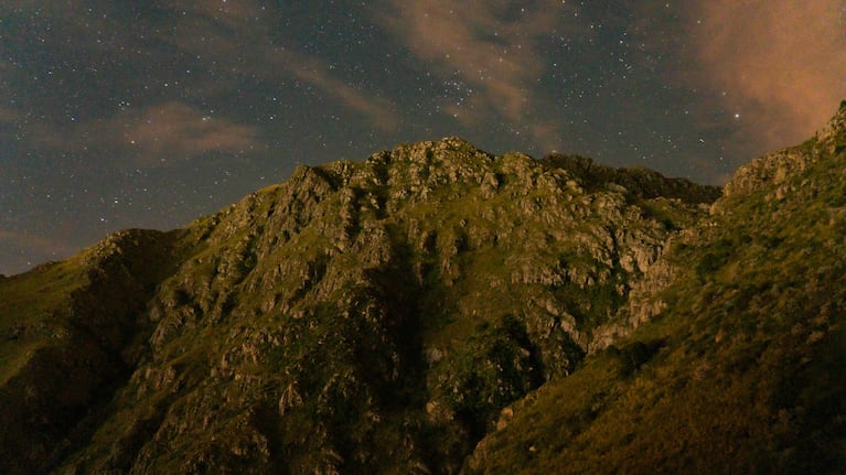 Cerro Uritorco de noche, Córdoba