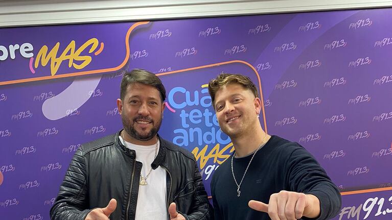 Cesar Palavecino y Fer Bittar en la mañana de Cuarteteando Mas.