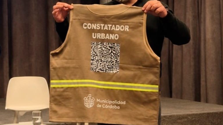 Chaleco marrón, credencial y código QR: cómo será el uniforme de los nuevos “naranjitas”