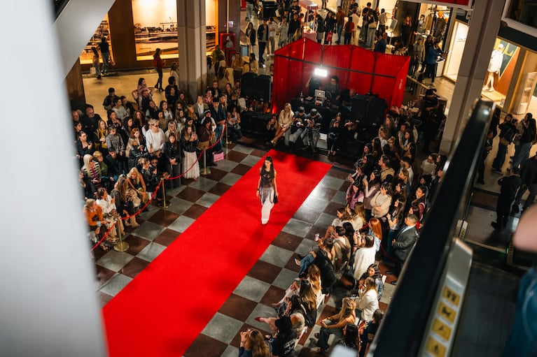 CHAPTER transformó a Córdoba Shopping en una pasarela viva