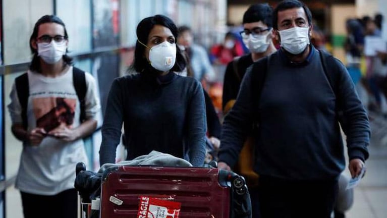 Chile: confirmaron 155 casos de coronavirus y cierran las fronteras