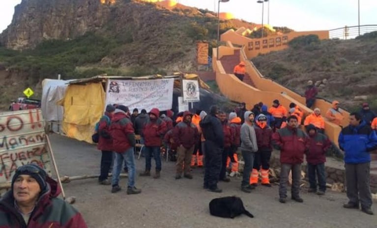 Chile en estado de emergencia para socorrer a los mineros atrapados