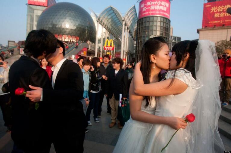 China: el Estado ofrece terapias de conversión para gays