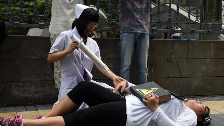 China: el Estado ofrece terapias de conversión para gays