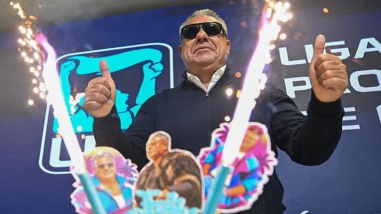 Chiqui Tapia festejó su cumpleaños en el predio de AFA en Ezeiza.