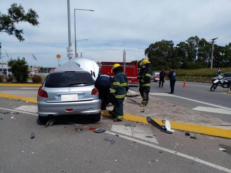 Chocaron un auto y un camión en la ruta C-45: un muerto