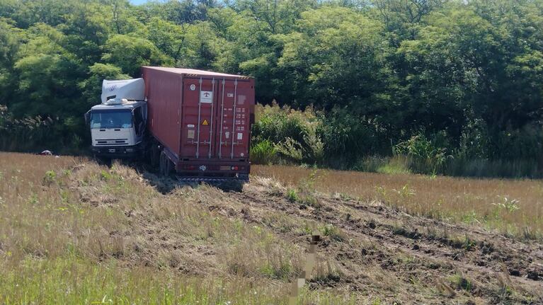 Chocó de frente con un camión y murió en una ruta de Córdoba.