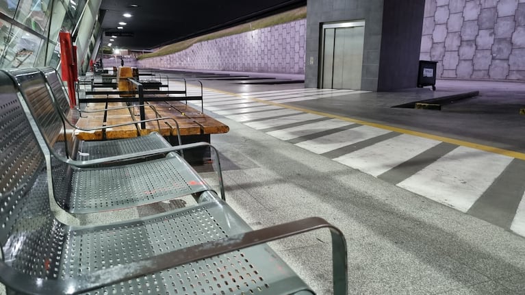 Choferes de Aoita pararon el servicio lunes y viernes en Córdoba.