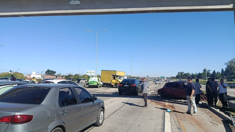 Choque en avenida Circunvalación.