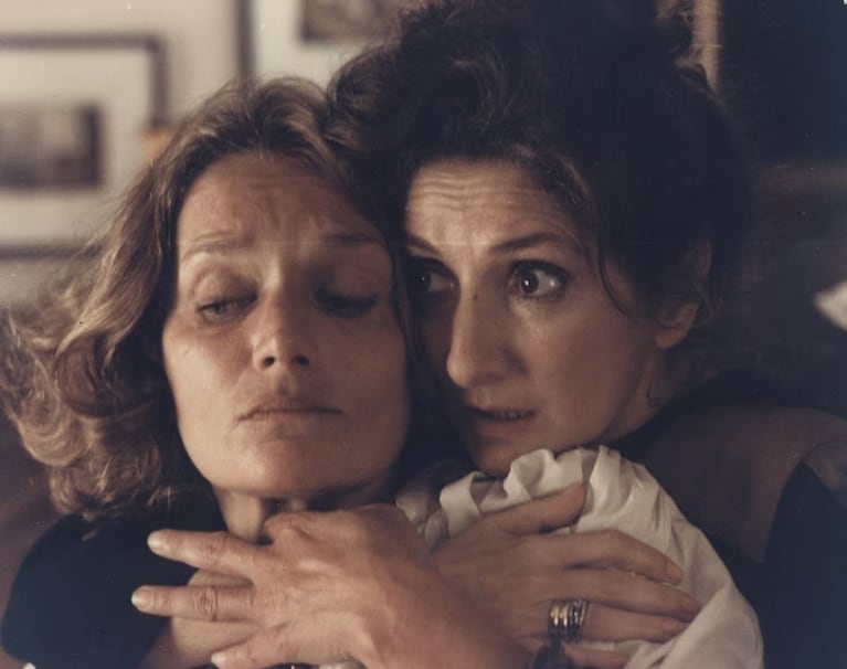 Chunchuna Villafañe junto a Norma Aleandro en La Historia Oficial