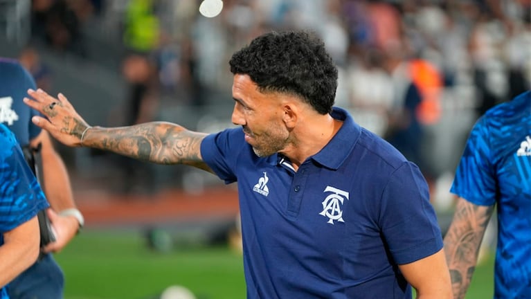 Ciclo cumplido: Carlos Tevez dejó de ser el entrenador de Talleres