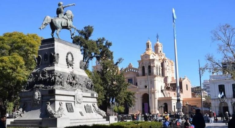 Cielo despejado y baja de temperaturas para el cierre del finde en Córdoba.