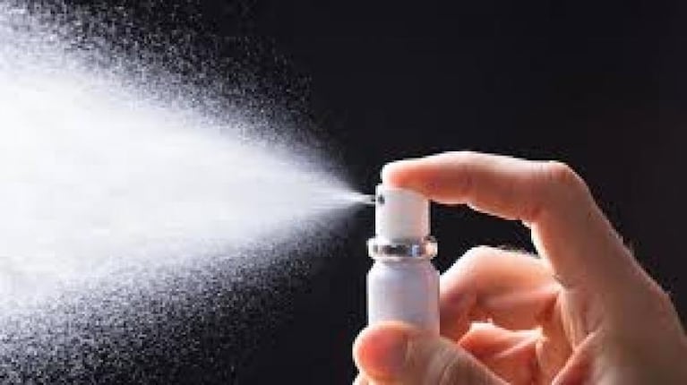 Científicas argentinas crearon un spray que repele y elimina el coronavirus