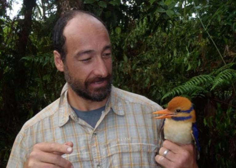 Científico buscó un pájaro exótico 20 años...y lo mató