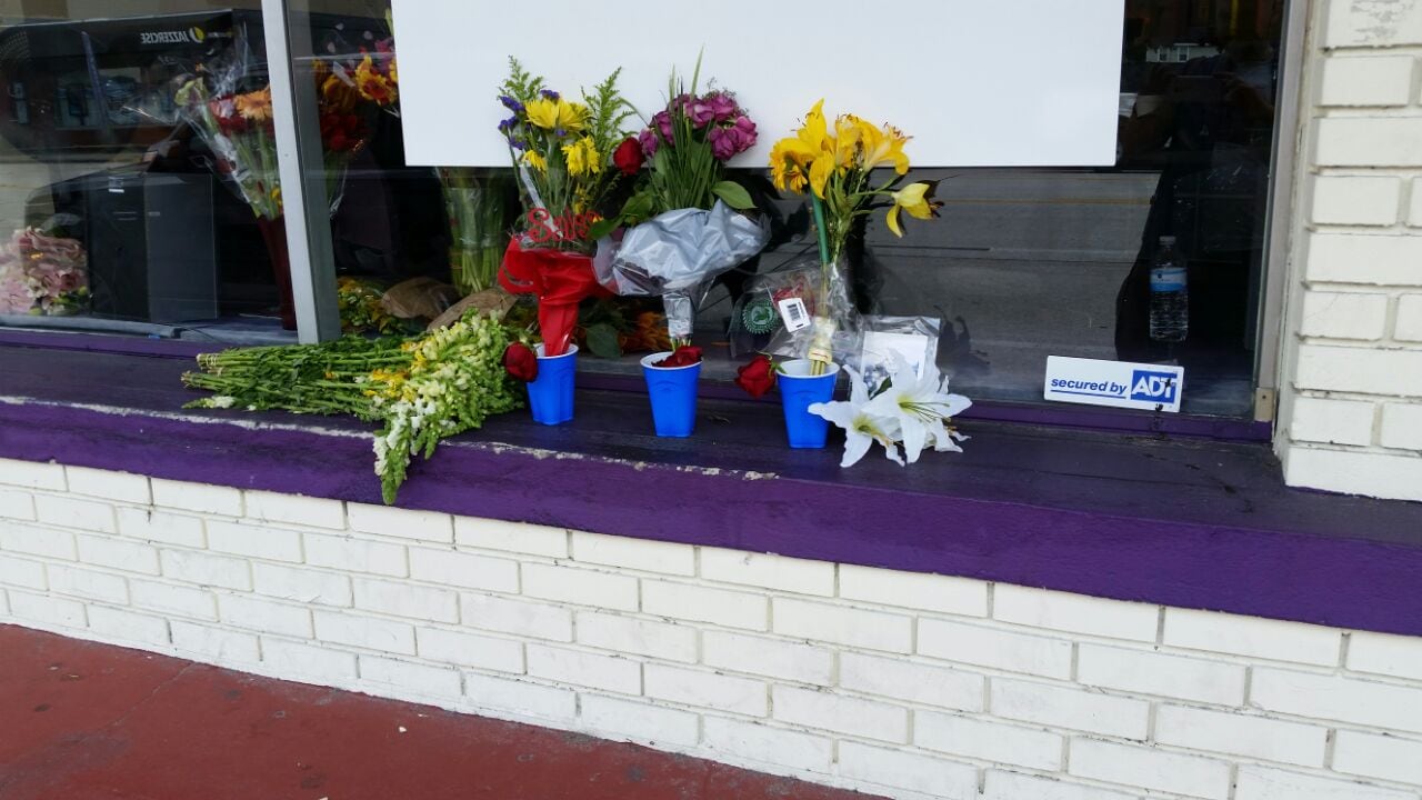 Cientos de donaciones llegan al centro de ayuda por la masacre. Foto: Mariano Cardarelli / ElDoce.tv.