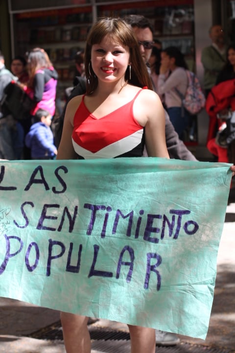 Cientos de personas fueron a la peatonal para sacarse su foto con El Wacho.