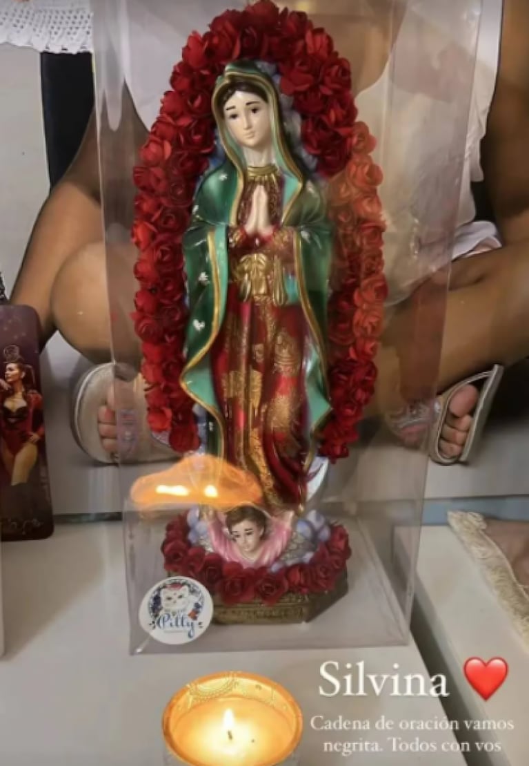 Cinthia Fernández mostró el altar en el que reza por la salud de Silvina Luna
