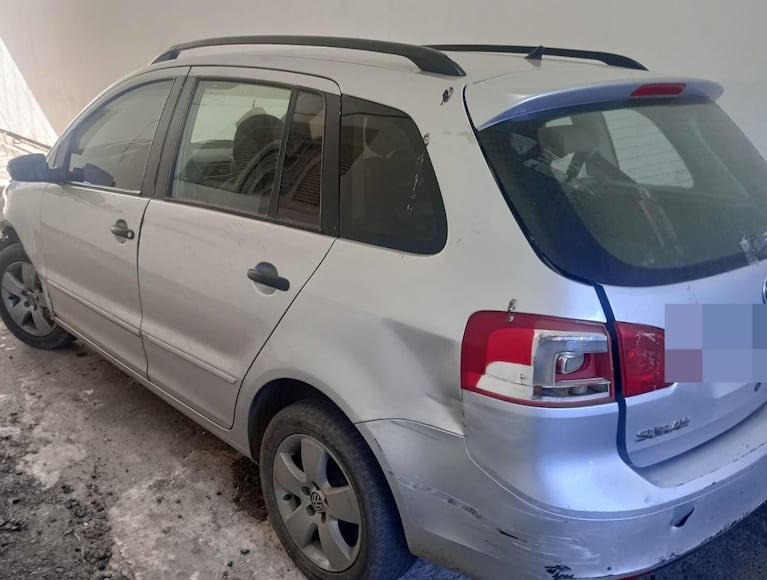 Circulaba en auto con un bolso que tenía 10 celulares robados, marihuana y cocaína: fue detenida