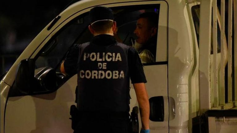 Circulación nocturna restringida: cómo son los controles en Córdoba Capital