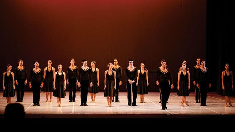 Clásicos, jazz y tango: el Ballet Oficial en el Teatro Real
