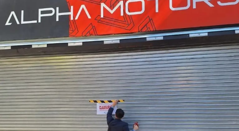 Clausura de Alpha Motors.