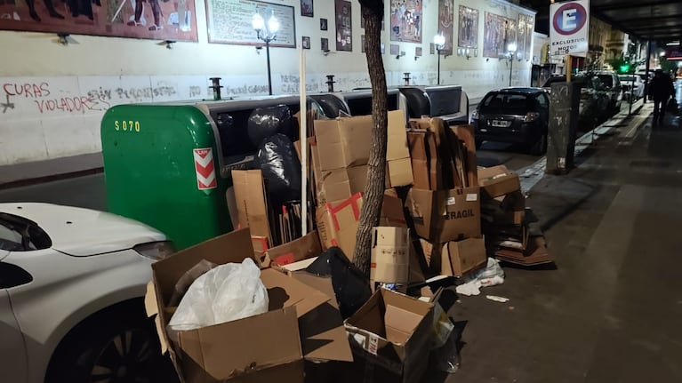 Clausura por arrojar basura en la vía pública