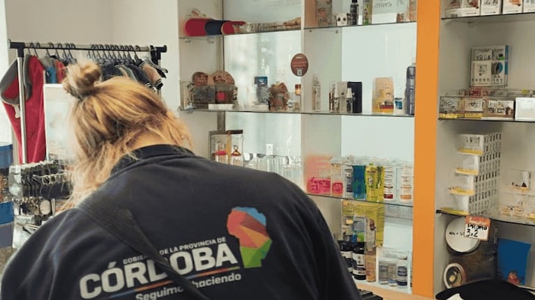 Clausuraron veterinarias truchas en Córdoba y secuestraron más de mil productos