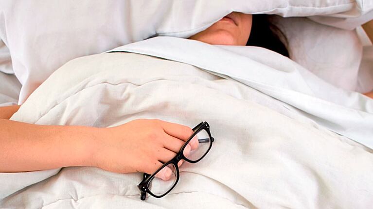 Cobrar por dormir.