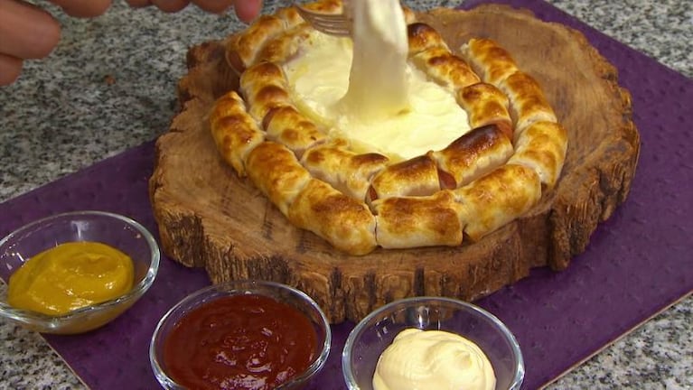 Cocinan Dos: Receta súper rápida con salchichas, pascualina y queso