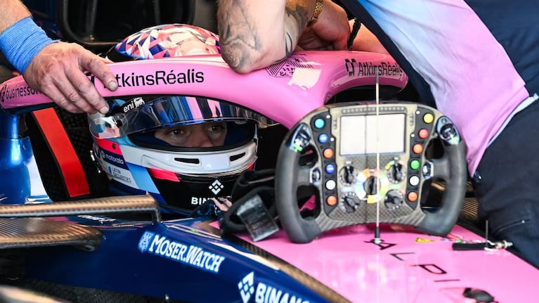 Colapinto cayó posiciones, terminó 13° y no pudo sumar puntos en el GP de Canadá