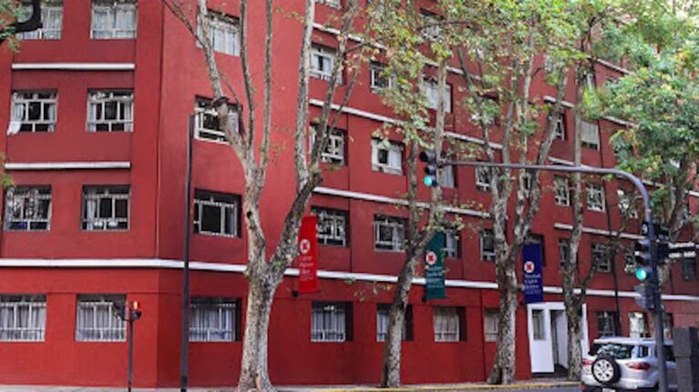 Colegio al que van los chicos que hicieron las denuncias. (Imagen: gentileza Infobae).