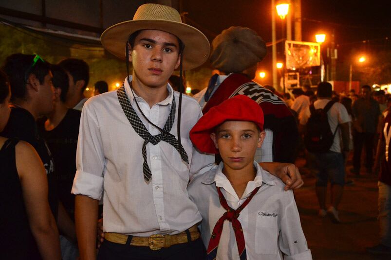 Color y coraje en la octava noche de Jesús María. Foto: Francesco Trombetta / ElDoce.tv.