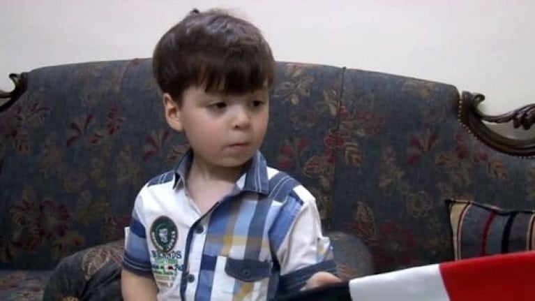 Cómo está el nene de Alepo que mostró el horror de la guerra