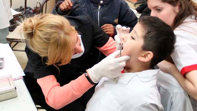 Cómo se tramita el certificado único de salud exigido en escuelas de Córdoba: el plazo límite para presentarlo