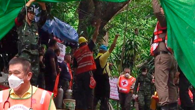 Complejo rescate de los chicos atrapados en una cueva de Tailandia. Foto: AFP