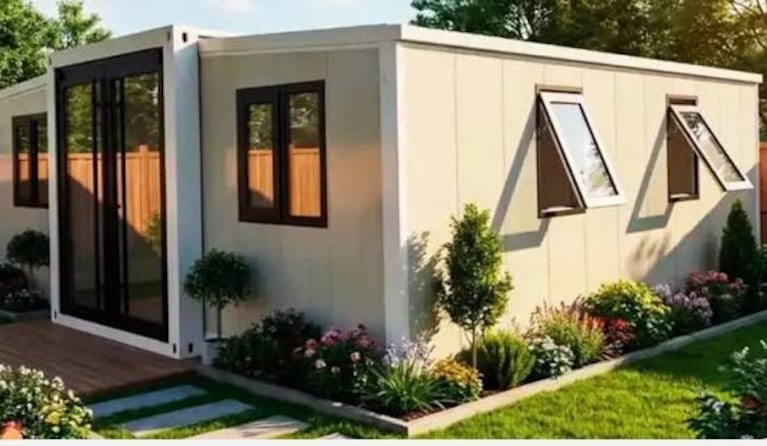 Compró una casa por Internet, llegó en un contenedor desde China y la armó en solo una hora