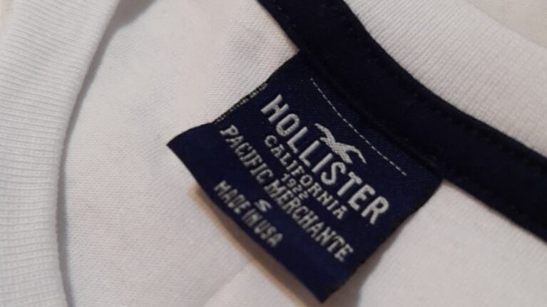 Compró una remera en Avellaneda y la impactaron los curiosos consejos de lavado