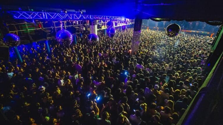Con la pandemia en curso, nadie sabe cuando puedan volver los bailes. Foto: Facebook Oficial Q'Lokura.