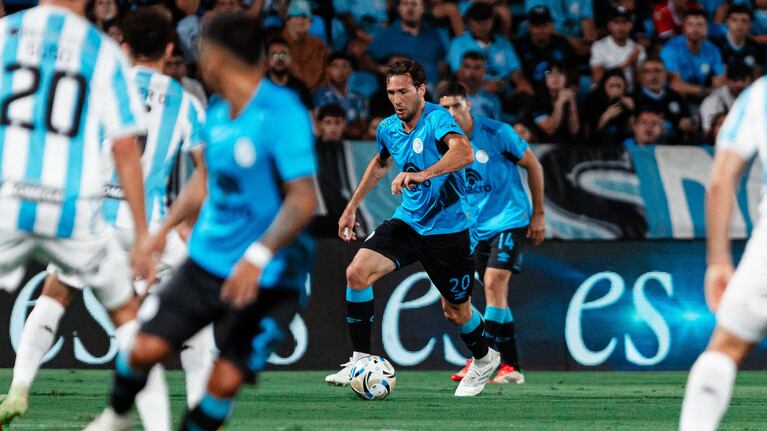 Con tres golazos, Belgrano le ganó a Atlético Tucumán en Alberdi y se prendió arriba