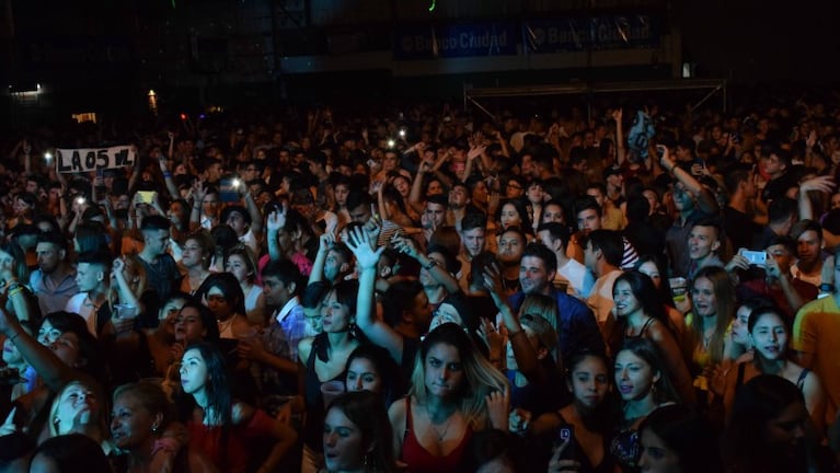 Con un bailazo en Atenas, Q´Lokura festejó el cumple de Nico. Foto: Maximiliano López/ El Doce